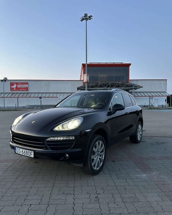 Porsche Cayenne cena 221400 przebieg: 77000, rok produkcji 2013 z Słupsk małe 781